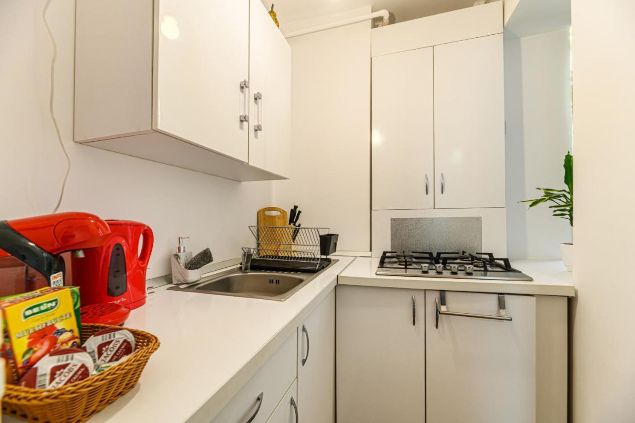 Jad - Family - Apartments & Studios Брашов Экстерьер фото